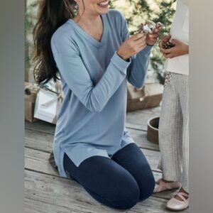 purejill Luxe Light Blue V-Neck Long Sleeve Top‎